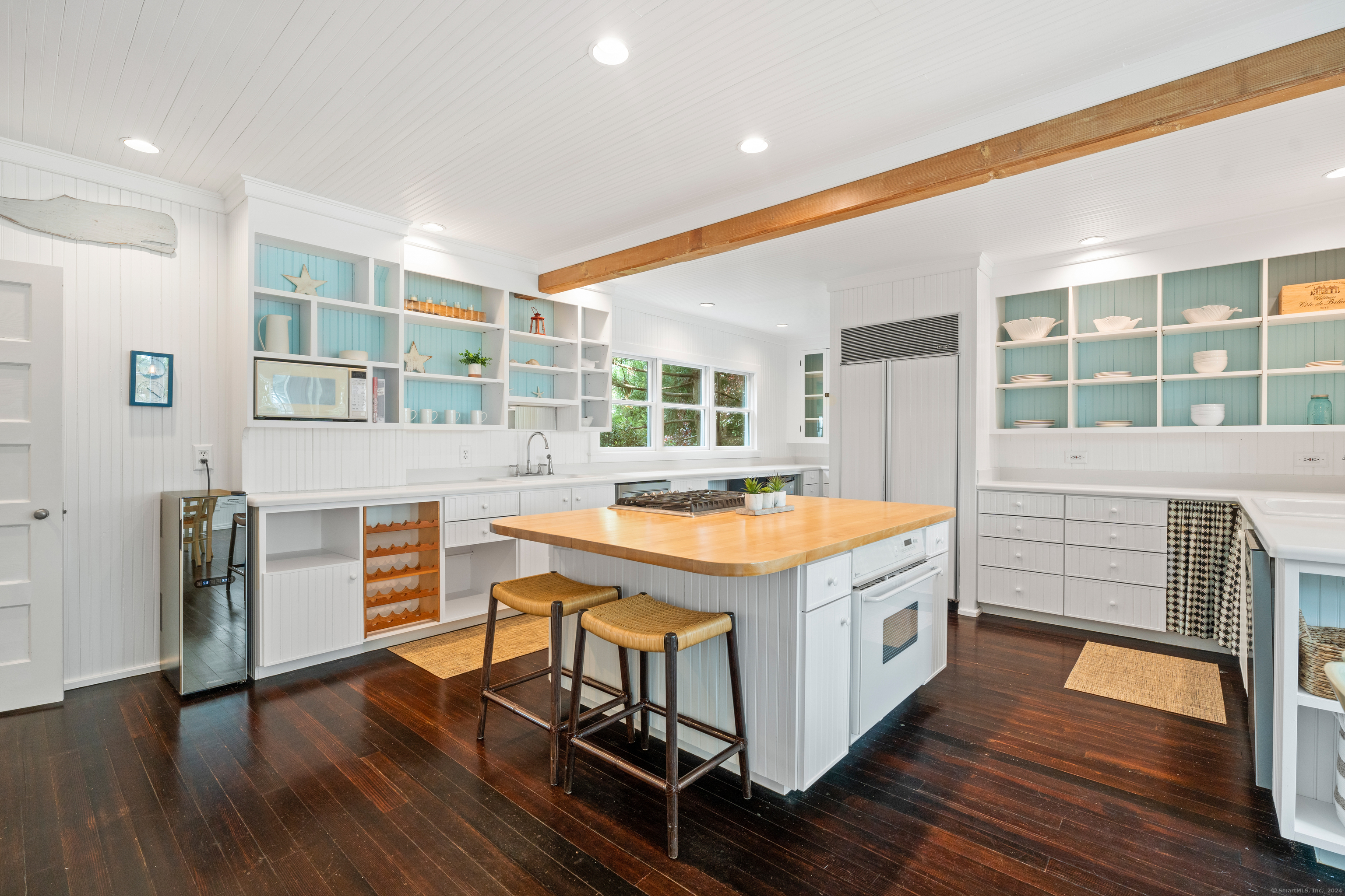 118 Middle Beach Road Madison CT 06443