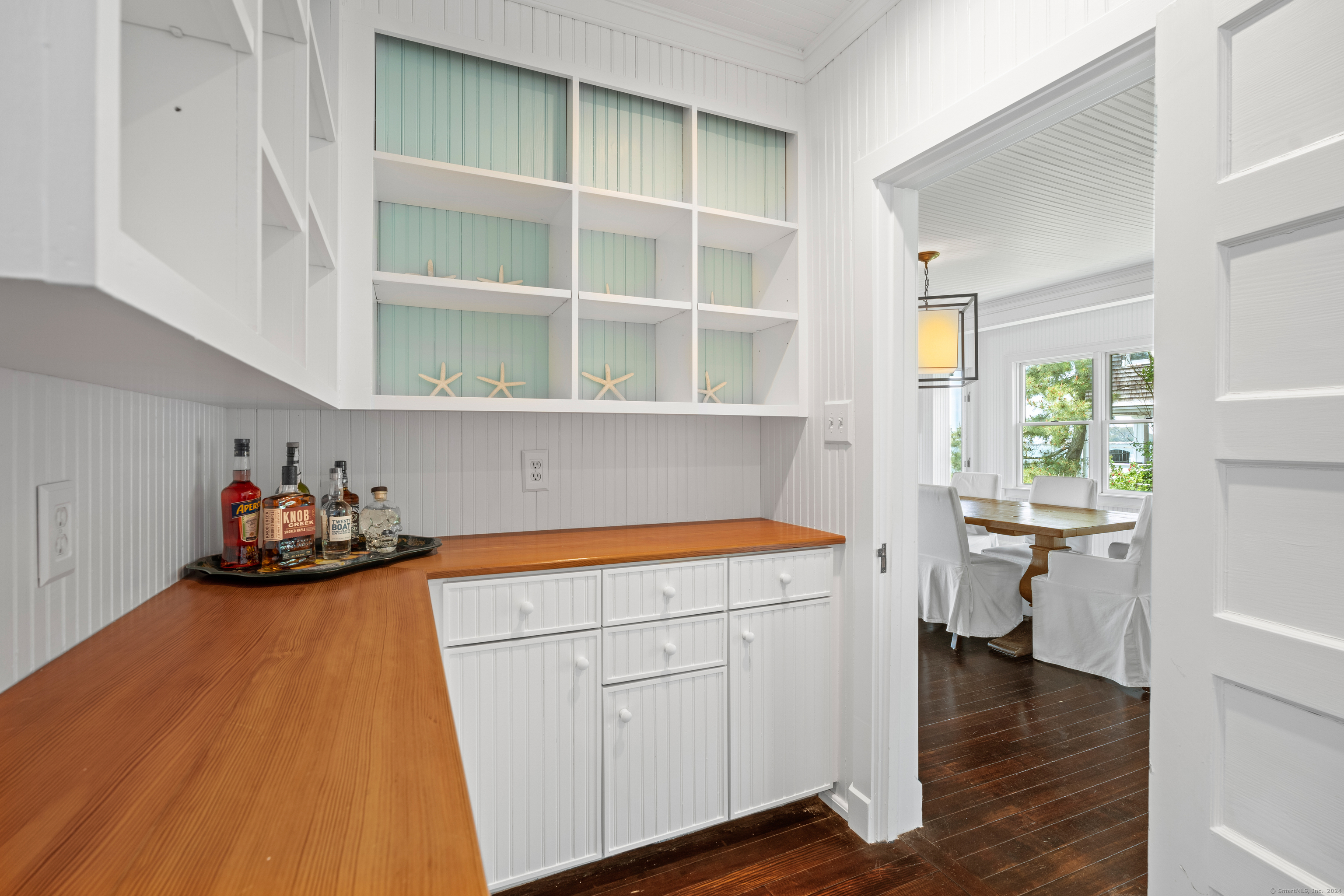 118 Middle Beach Road Madison CT 06443