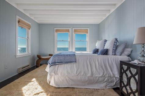 118 Middle Beach Road Madison CT 06443