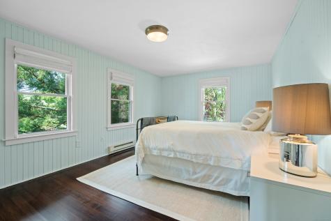 118 Middle Beach Road Madison CT 06443