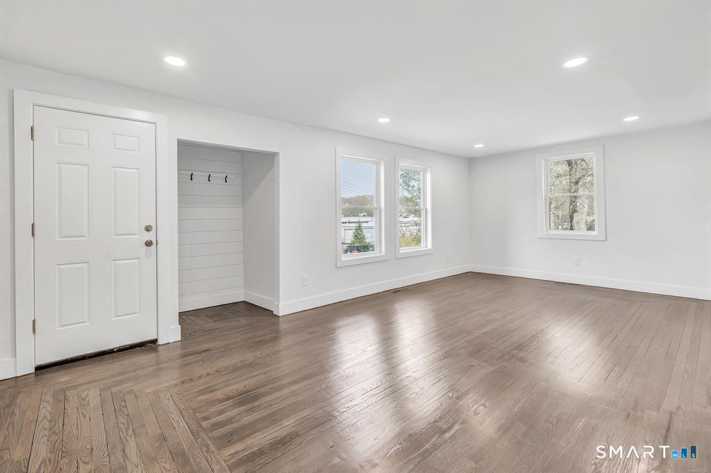 161 Pines Bridge Road Beacon Falls CT 06403