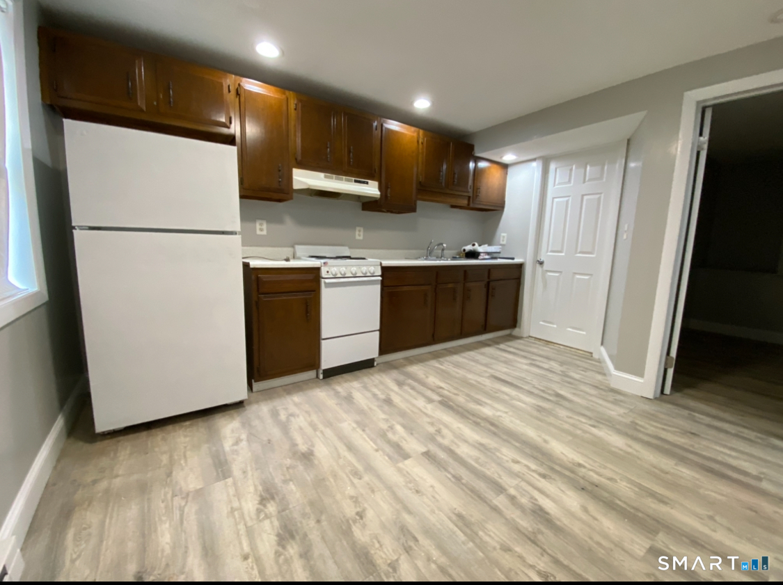 54 Monroe Street Branford CT 06405