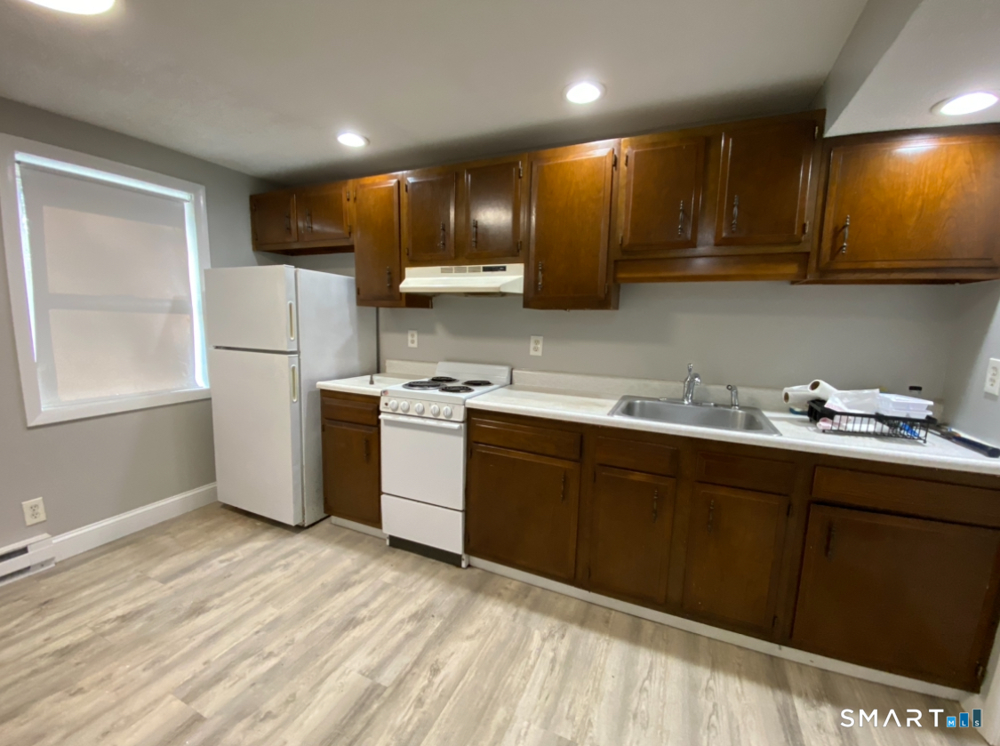 54 Monroe Street Branford CT 06405