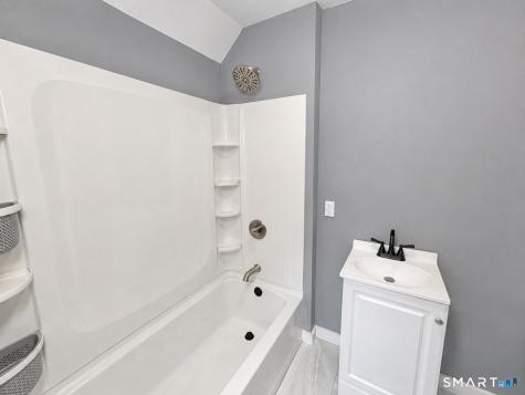 205-B Laurel Street Hartford CT 06105