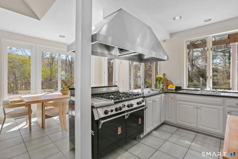 32 Buttonball Lane Weston CT 06883