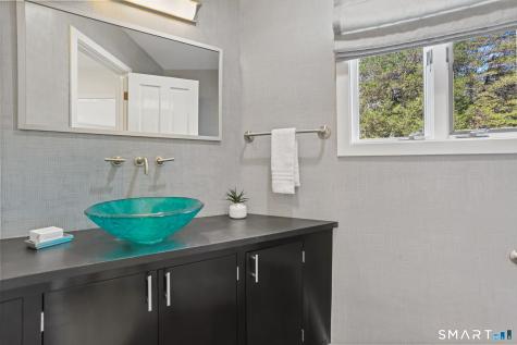 32 Buttonball Lane Weston CT 06883