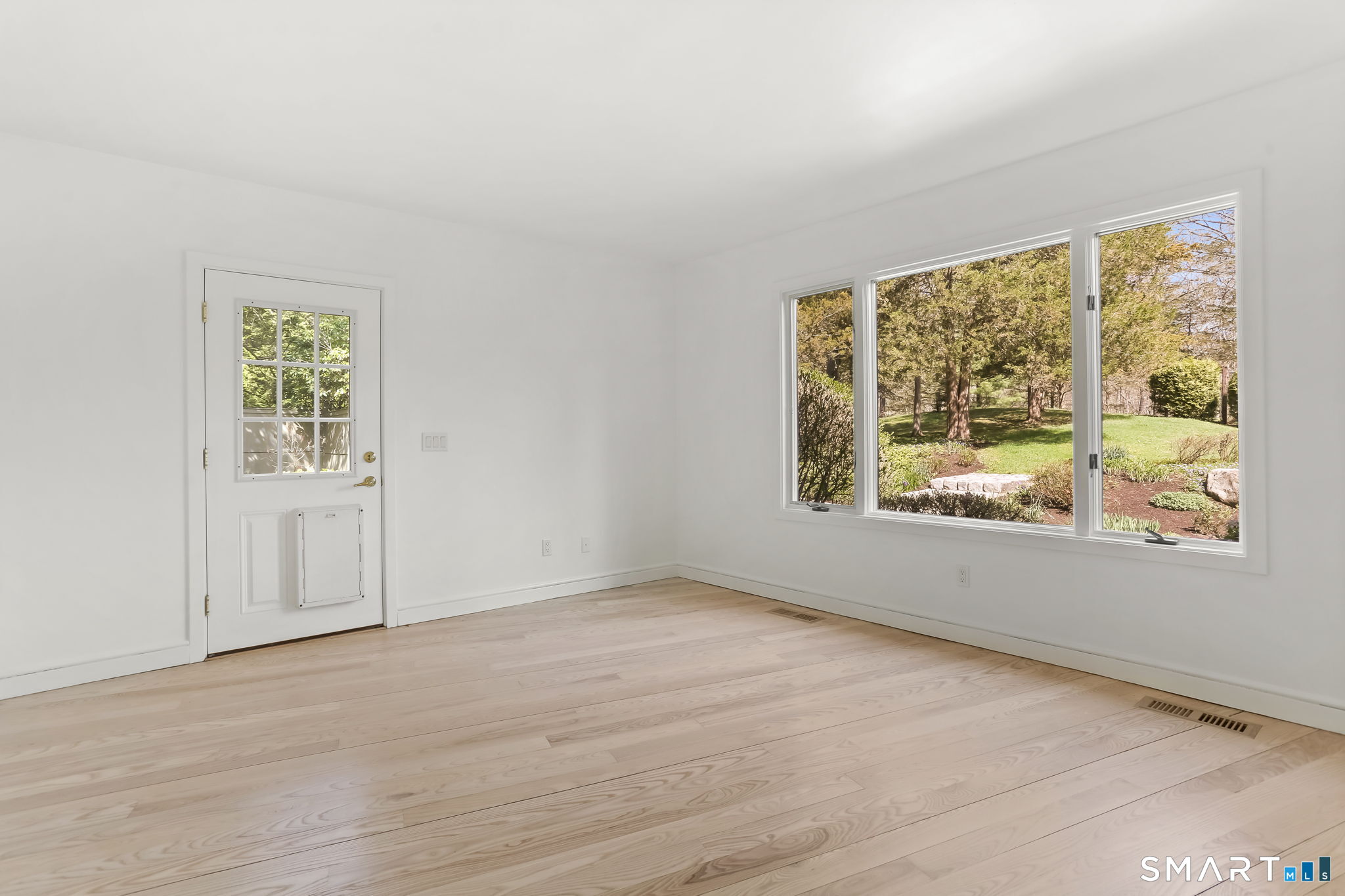 32 Buttonball Lane Weston CT 06883