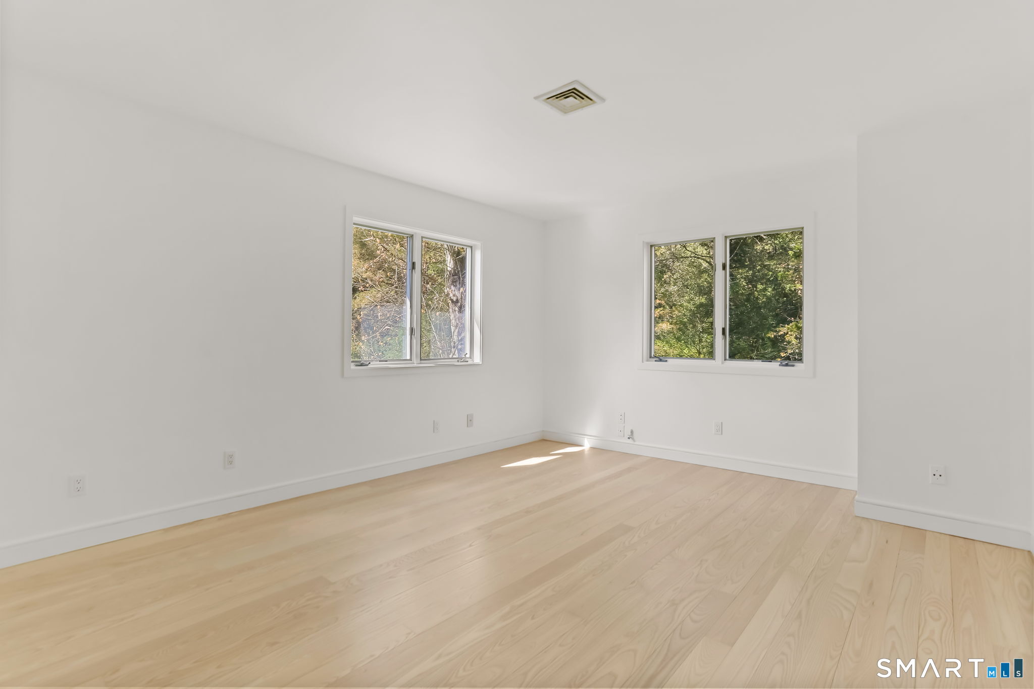 32 Buttonball Lane Weston CT 06883