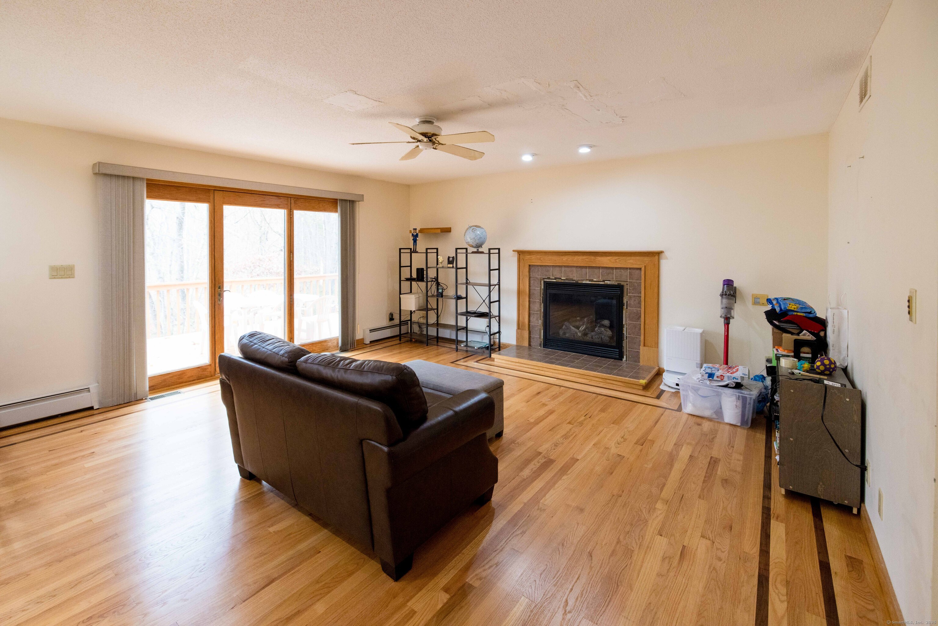 18 Clifford Avenue Tolland CT 06084
