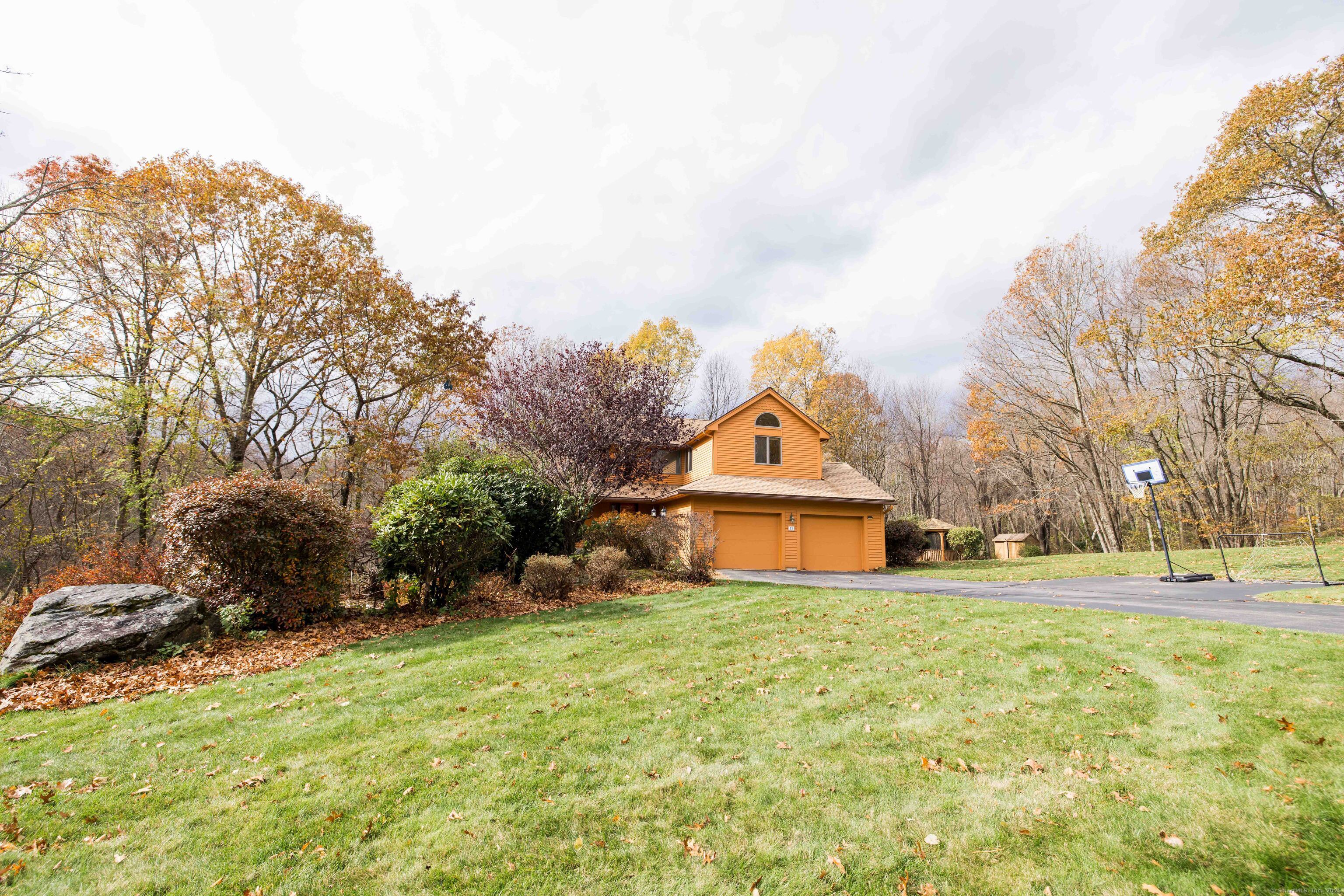 18 Clifford Avenue Tolland CT 06084