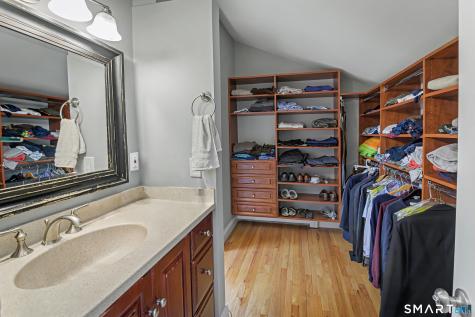 16 Twixt Hills Road Ridgefield CT 06877