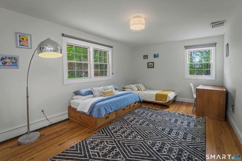 16 Twixt Hills Road Ridgefield CT 06877