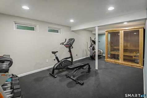 16 Twixt Hills Road Ridgefield CT 06877