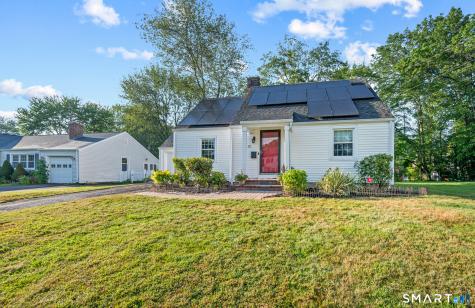 12 Iroquois Road West Hartford CT 06117