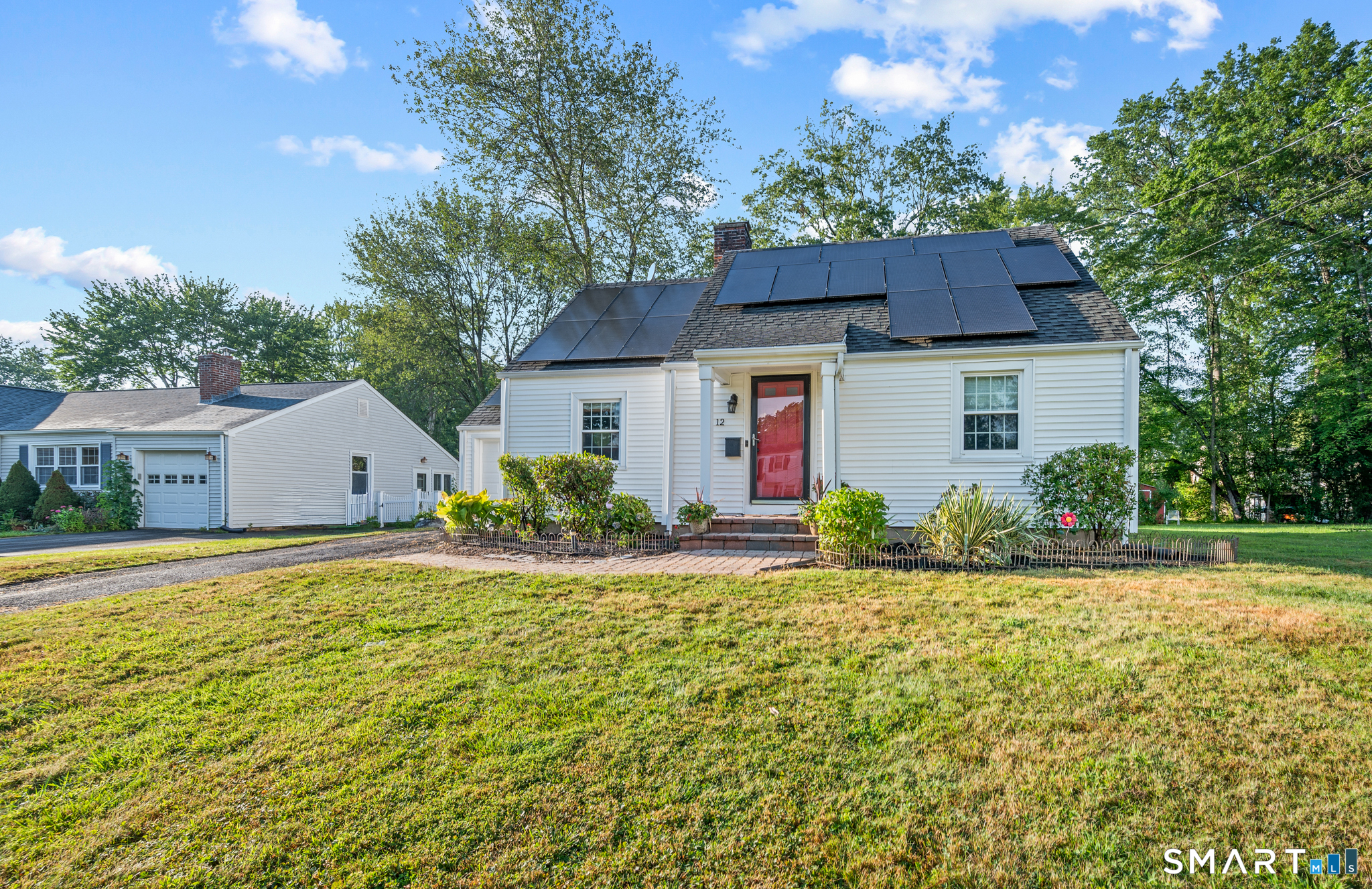 12 Iroquois Road West Hartford CT 06117