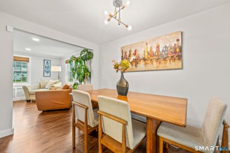 12 Iroquois Road West Hartford CT 06117