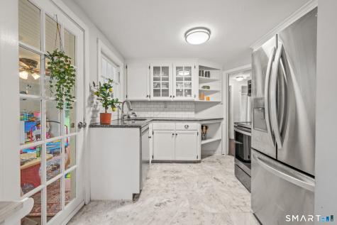 12 Iroquois Road West Hartford CT 06117