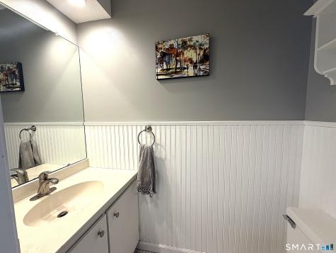 37 Country Place Shelton CT 06484