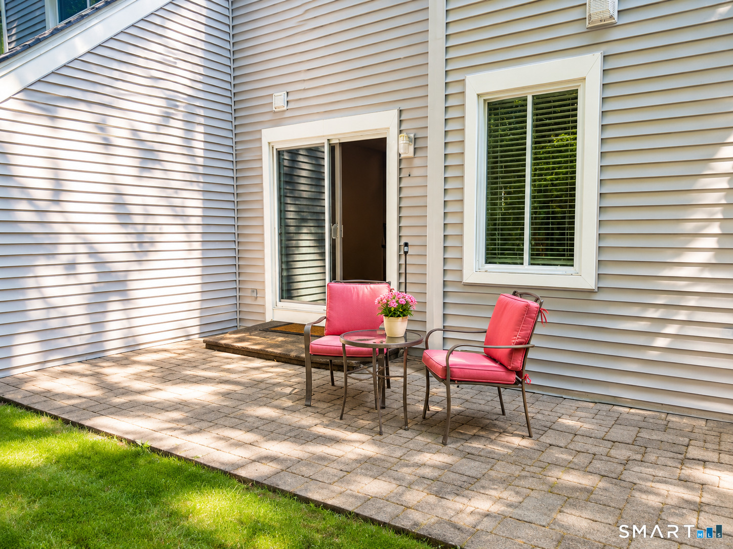 37 Country Place Shelton CT 06484