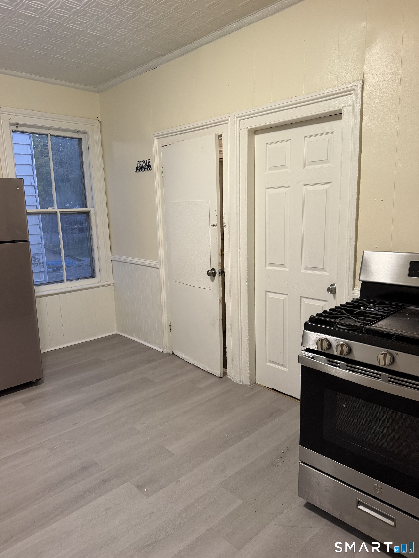 957 Hancock Avenue Bridgeport CT 06605