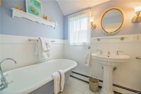 153 4TH Avenue Milford CT 06460