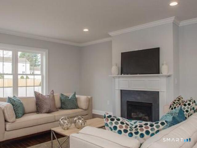 777 N. Main Street West Hartford CT 06117