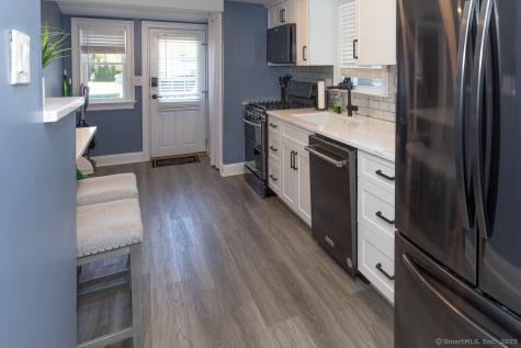 55 Swan Avenue Old Lyme CT 06371