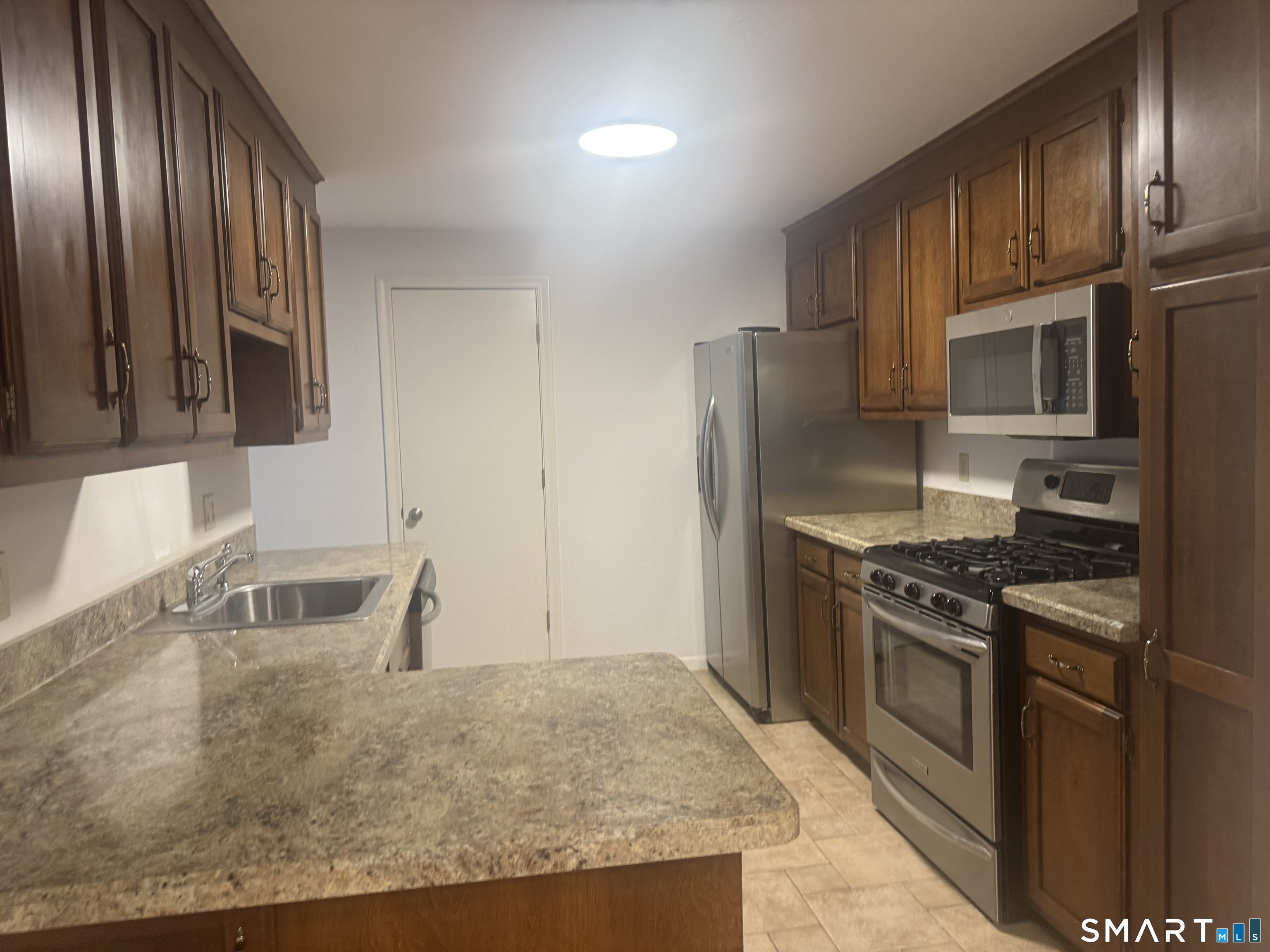 94 Oak Forest Drive Manchester CT 06042