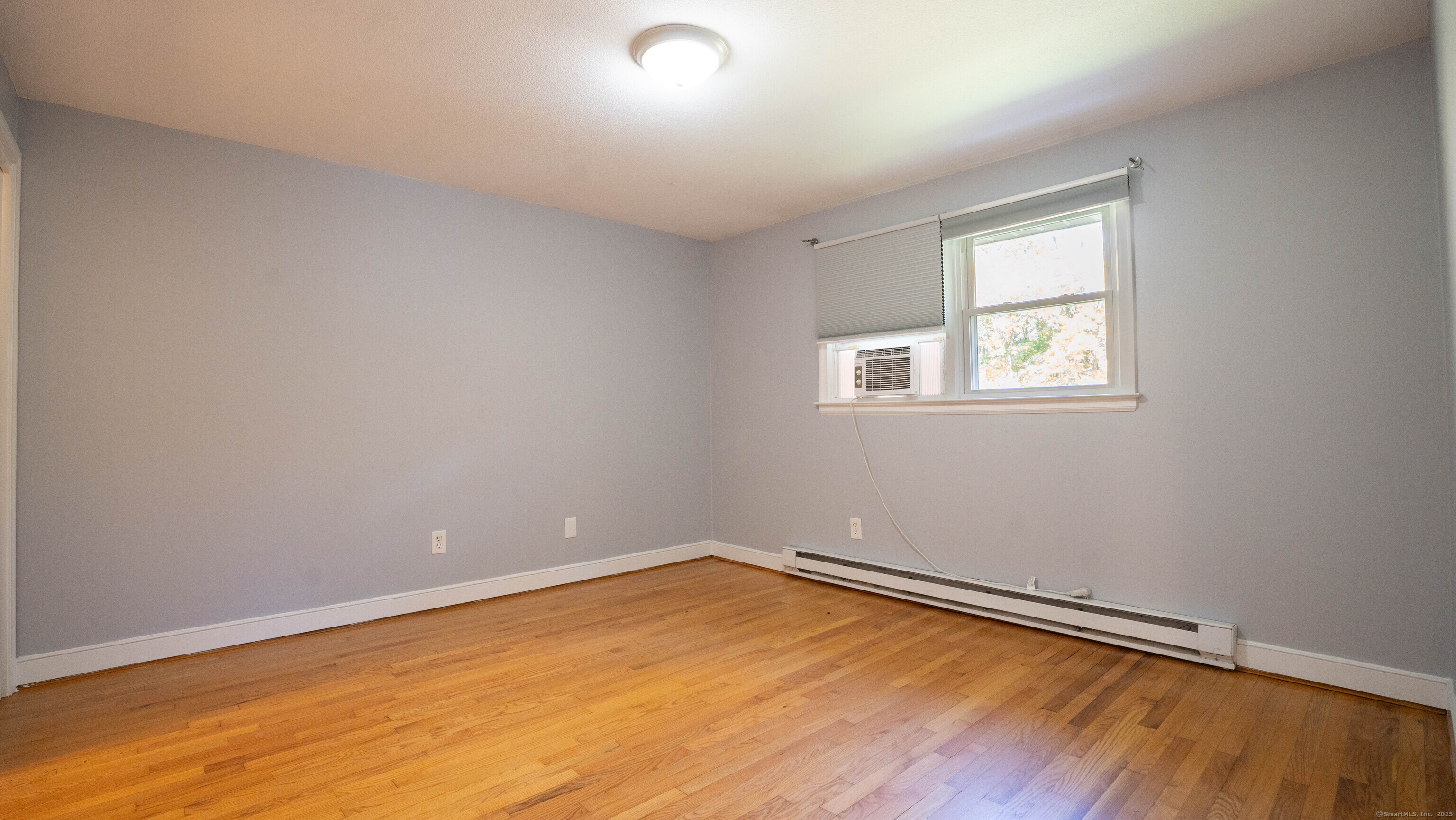24 Coburn Circle Newington CT 06111