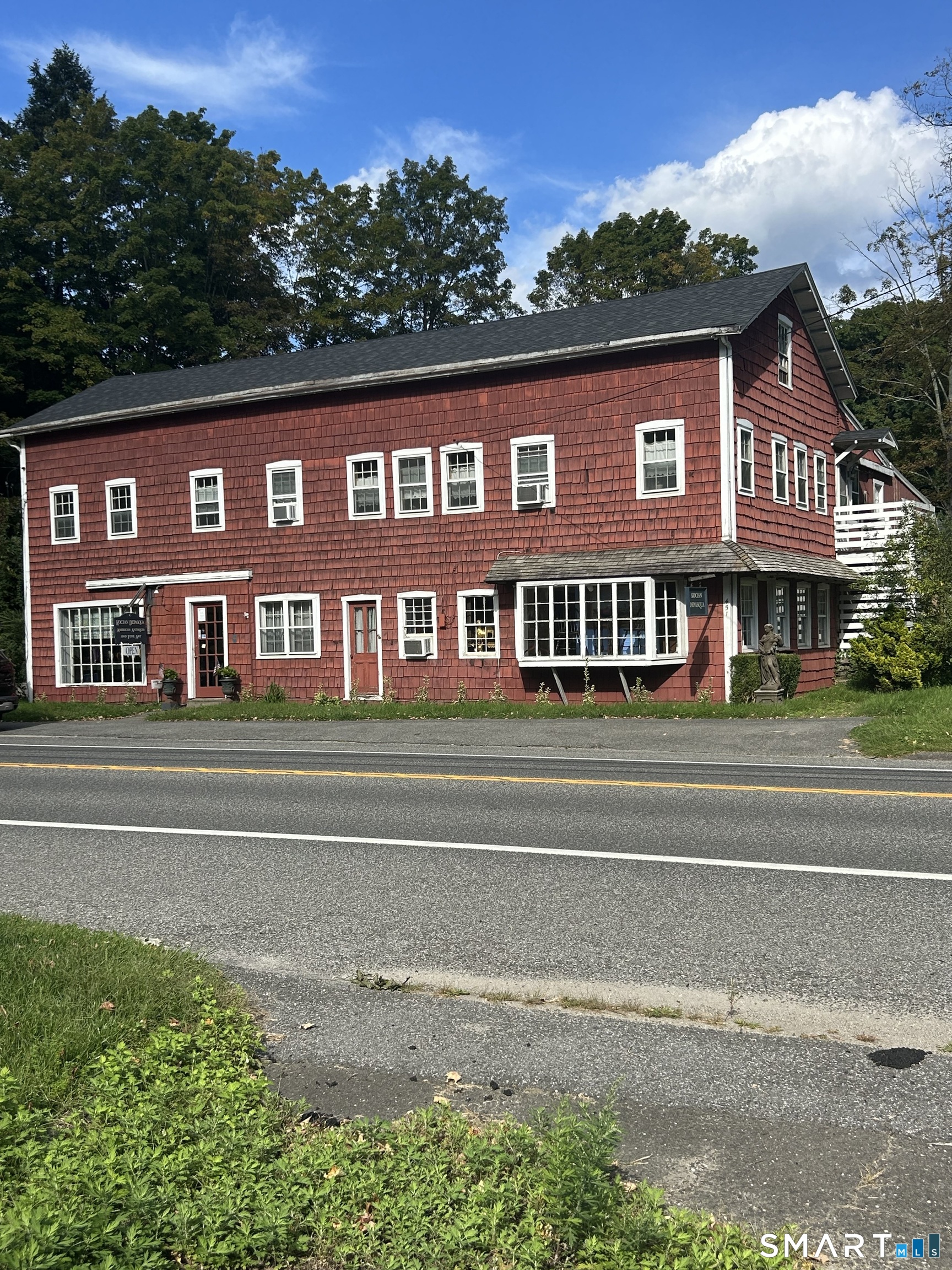 451 Main South Street Woodbury CT 06798