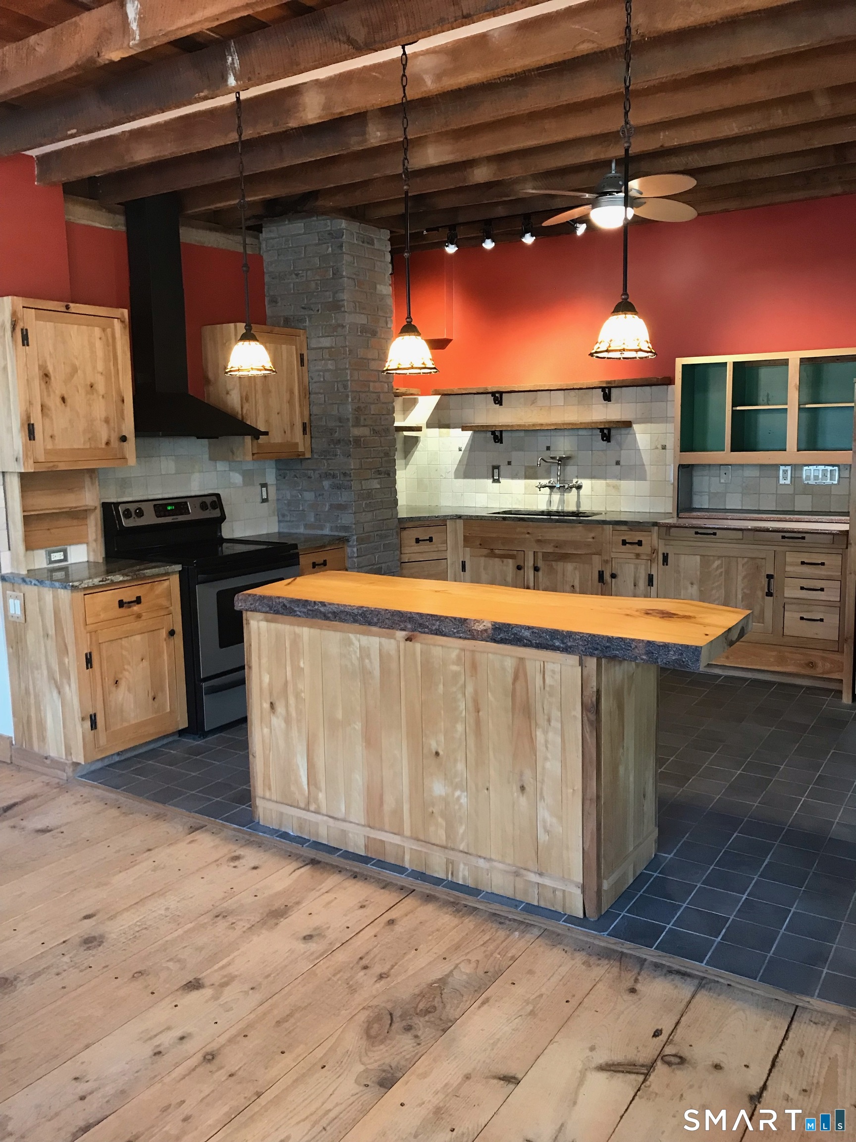 451 Main South Street Woodbury CT 06798