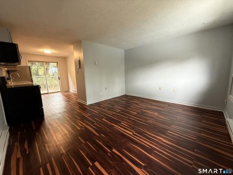 76 Summer Street New London CT 06320