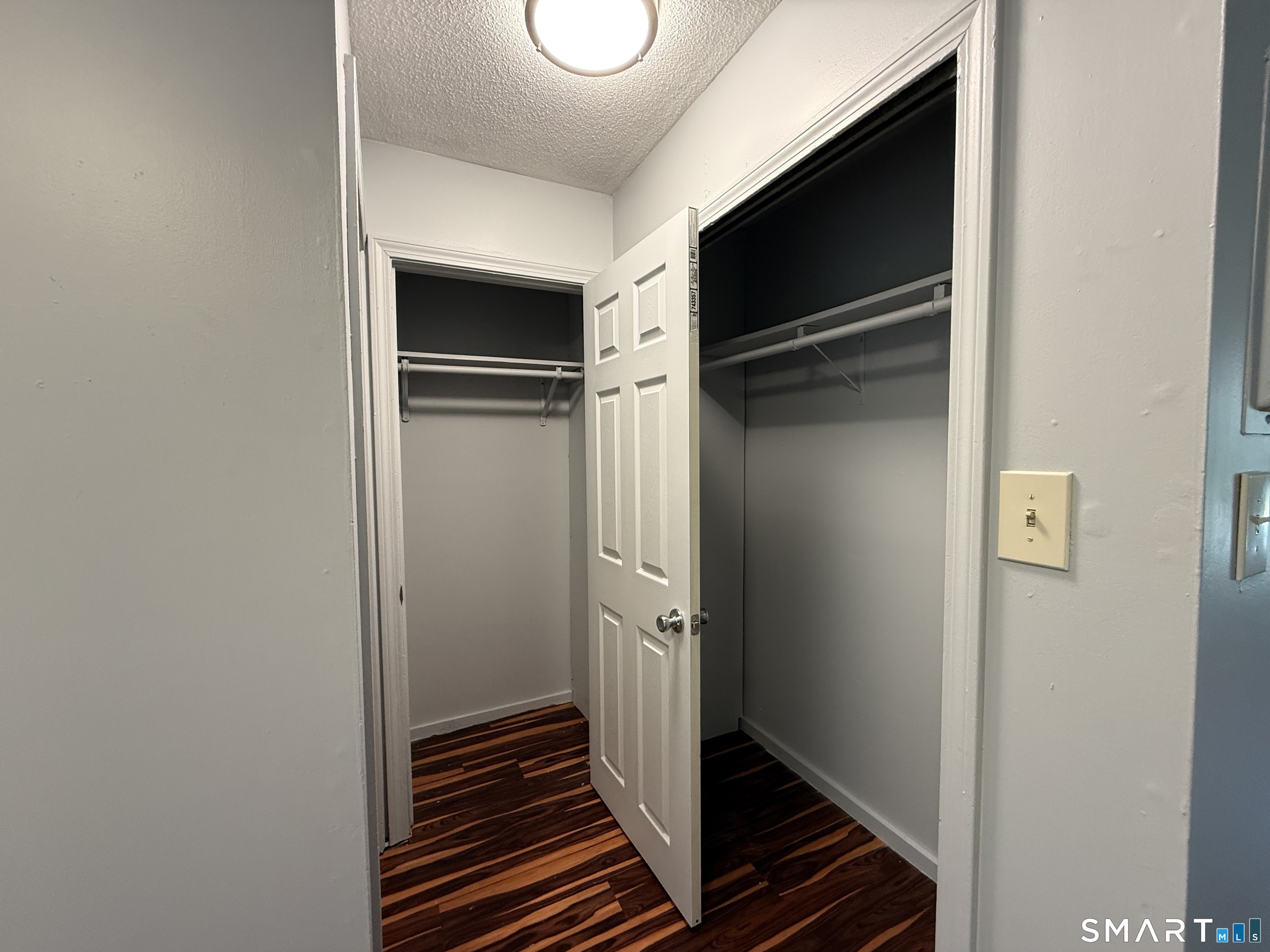 76 Summer Street New London CT 06320