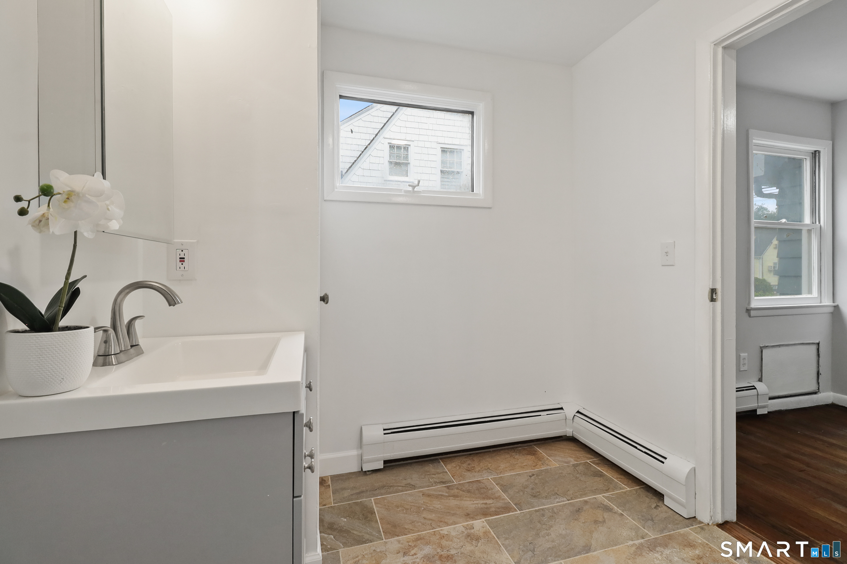 87 Pine Hill Avenue Stamford CT 06906