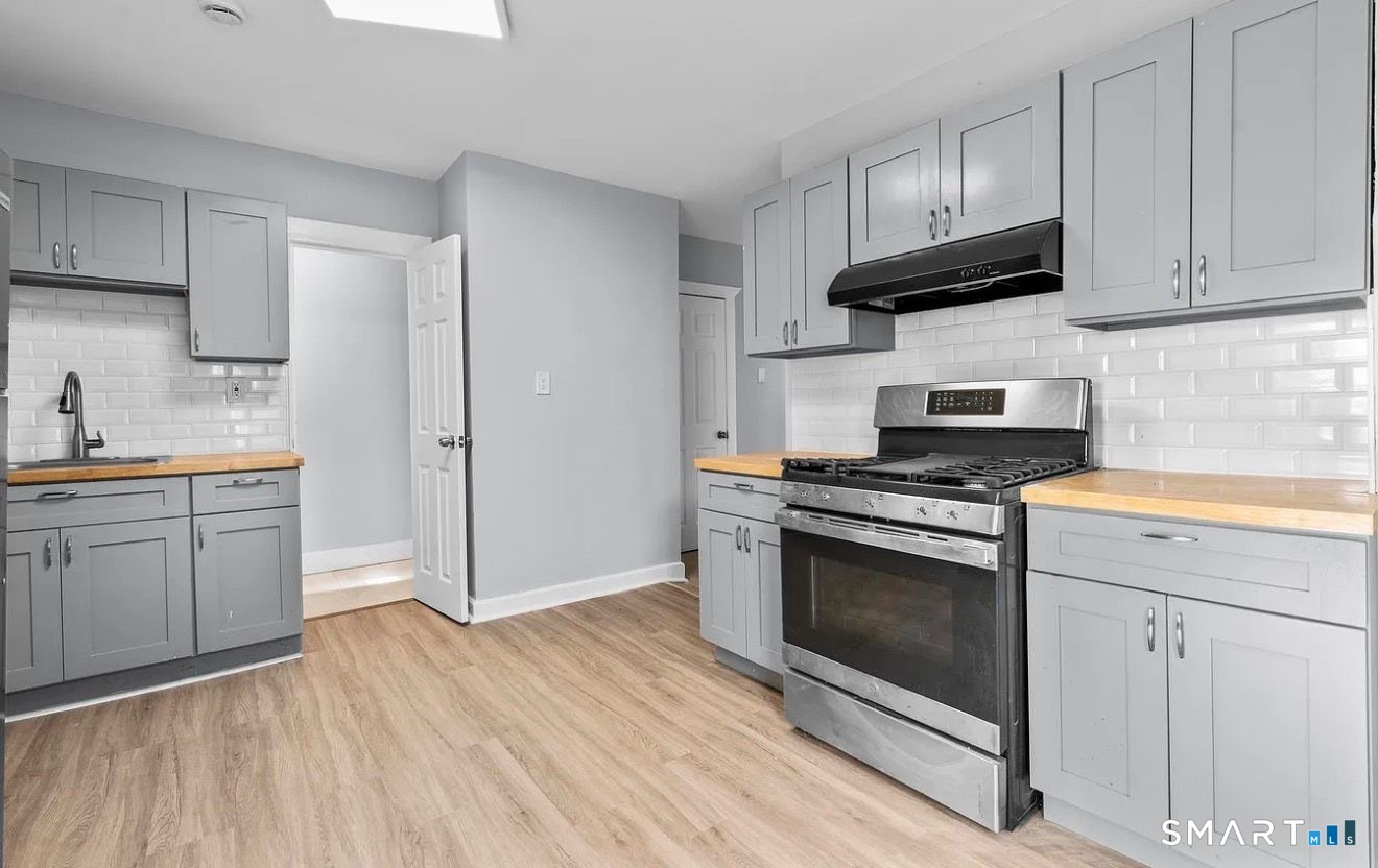 746 Maple Street Bridgeport CT 06608