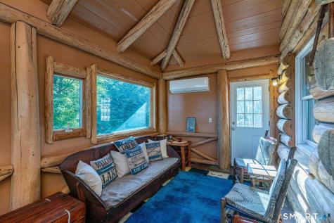 28 Fox Run New Fairfield CT 06812