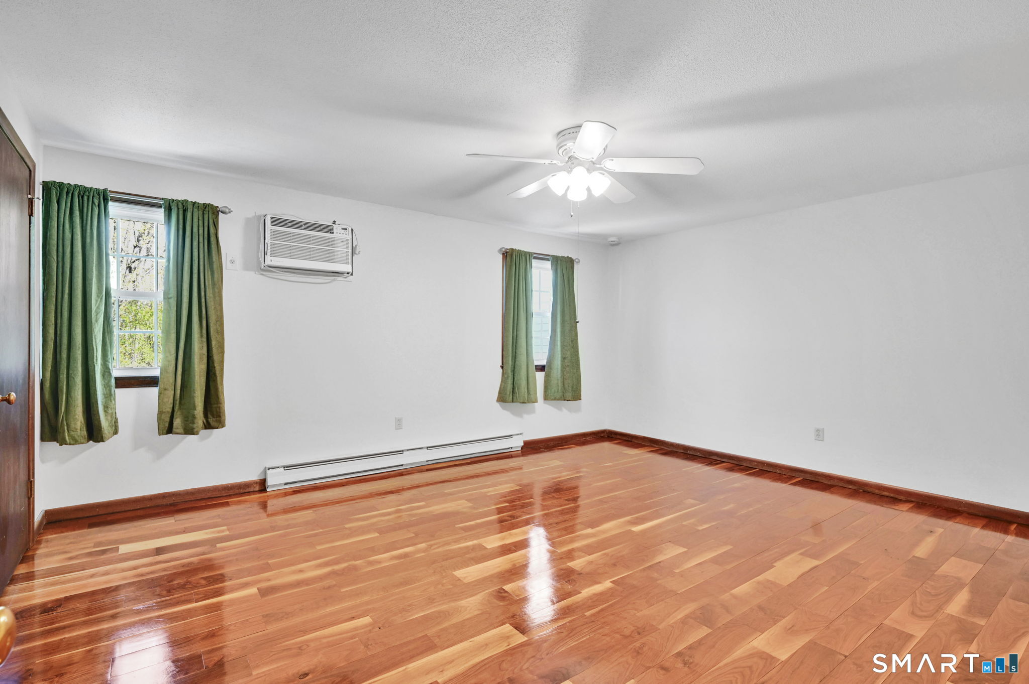 61 Brandywine Lane Suffield CT 06078