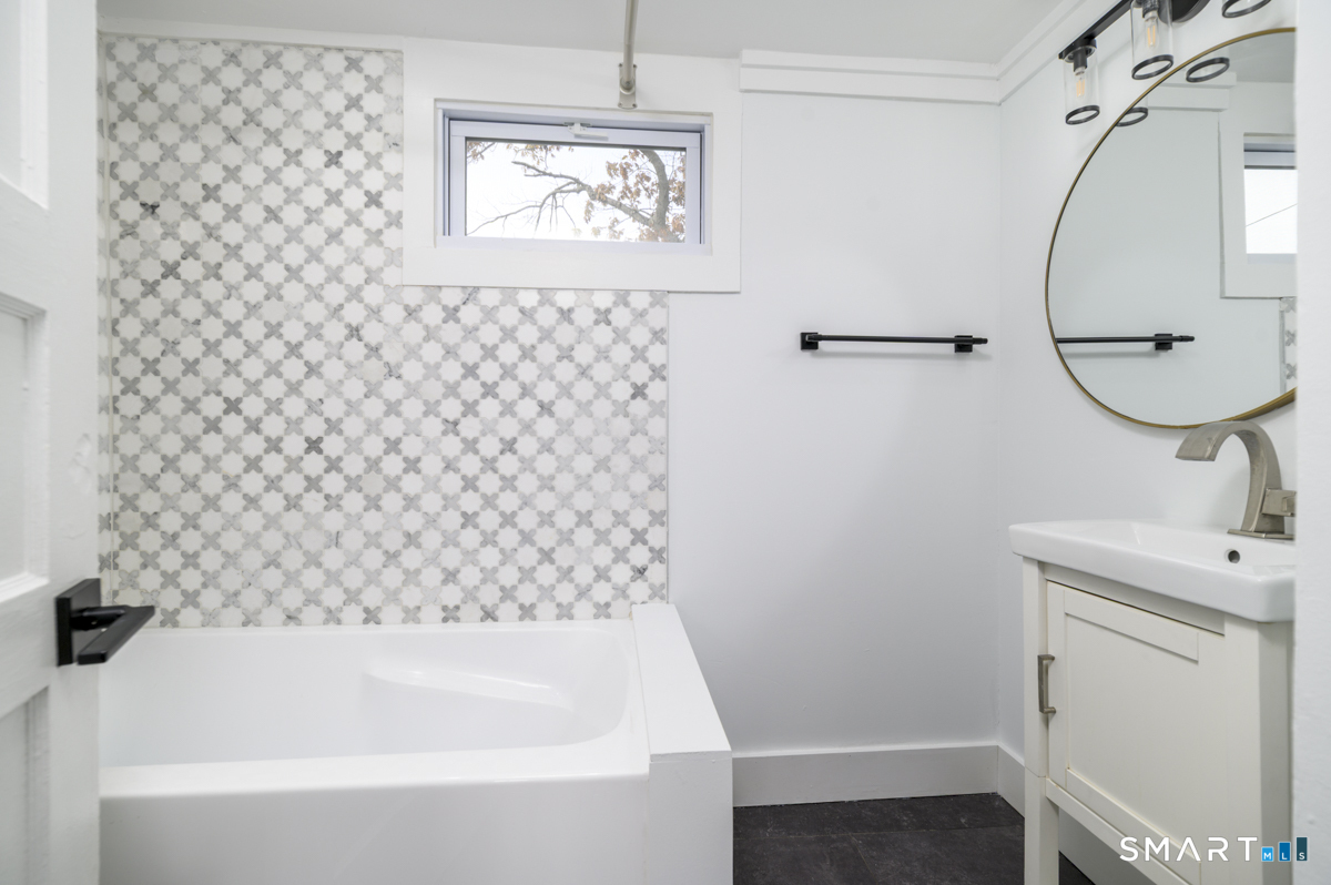 58 Post Road Fairfield CT 06824