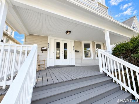 695 Laurel Avenue Bridgeport CT 06604