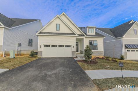 35 Lookout Ridge Danbury CT 06810