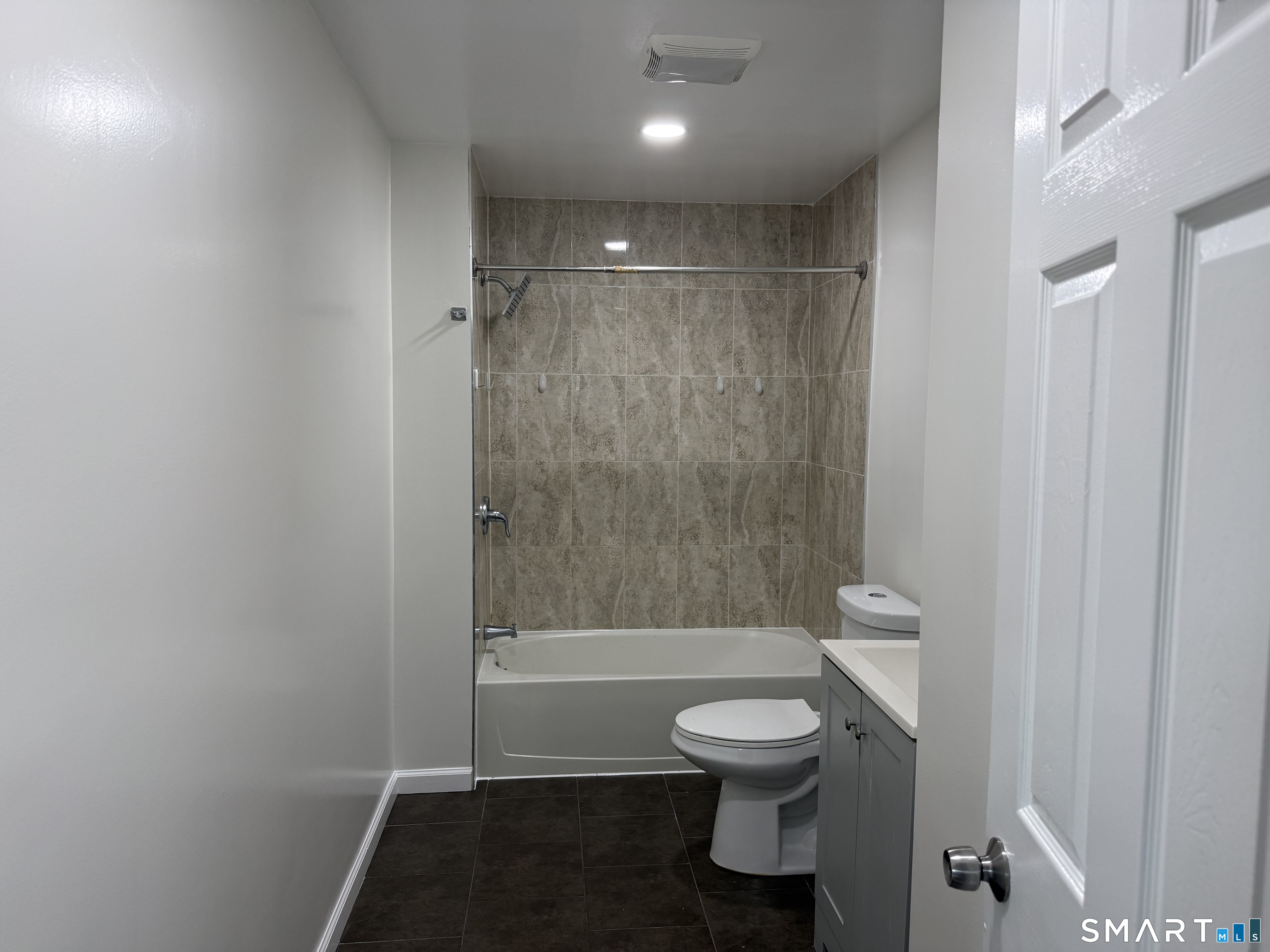 173 Chestnut Avenue Waterbury CT 06710