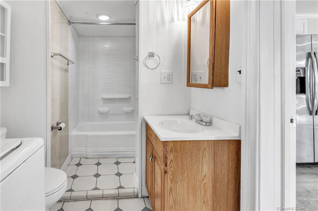 156 New Haven Avenue Derby CT 06418