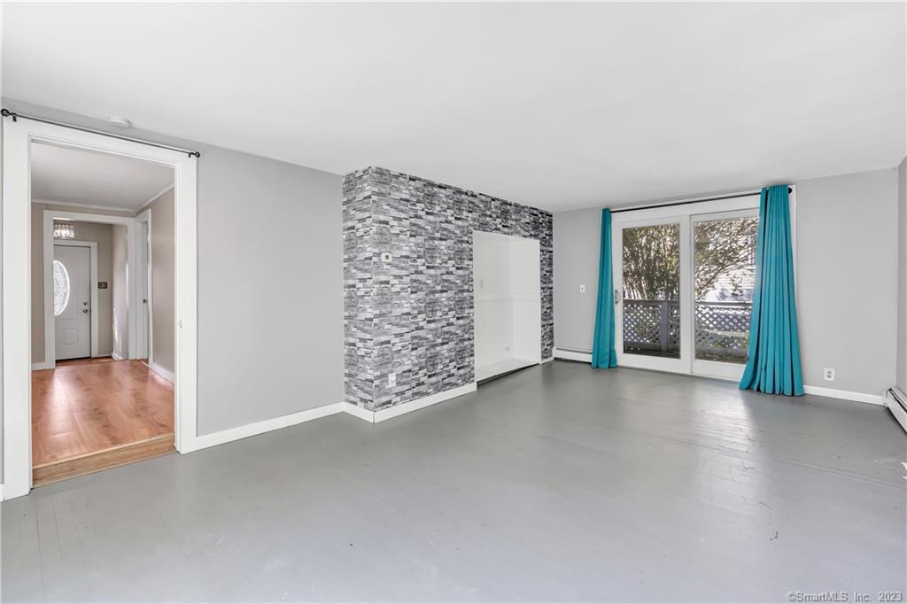 156 New Haven Avenue Derby CT 06418