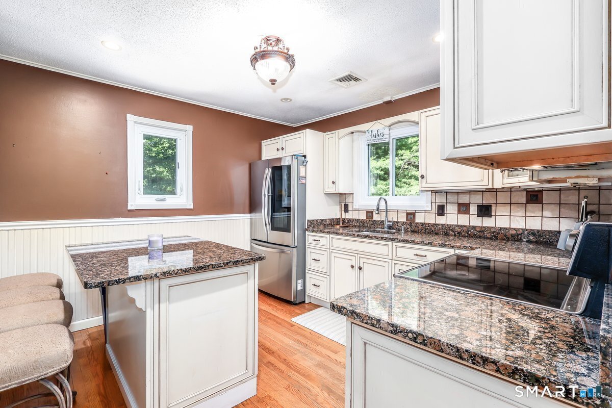 212 Chestnut Land Road New Milford CT 06776