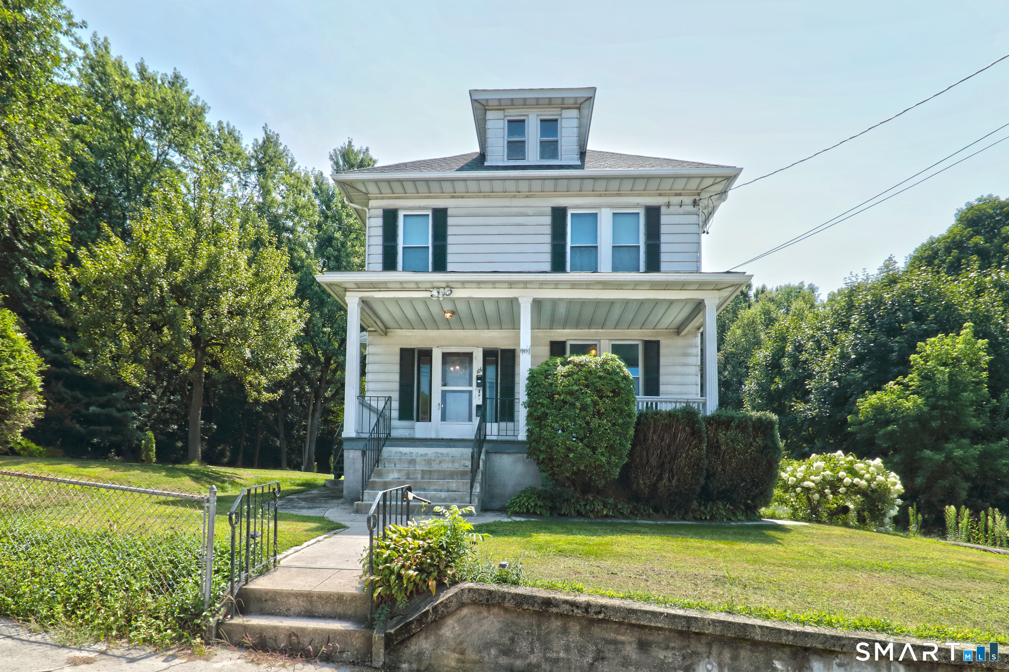 Ansonia CT, 106 Myrtle Avenue, Unit 1