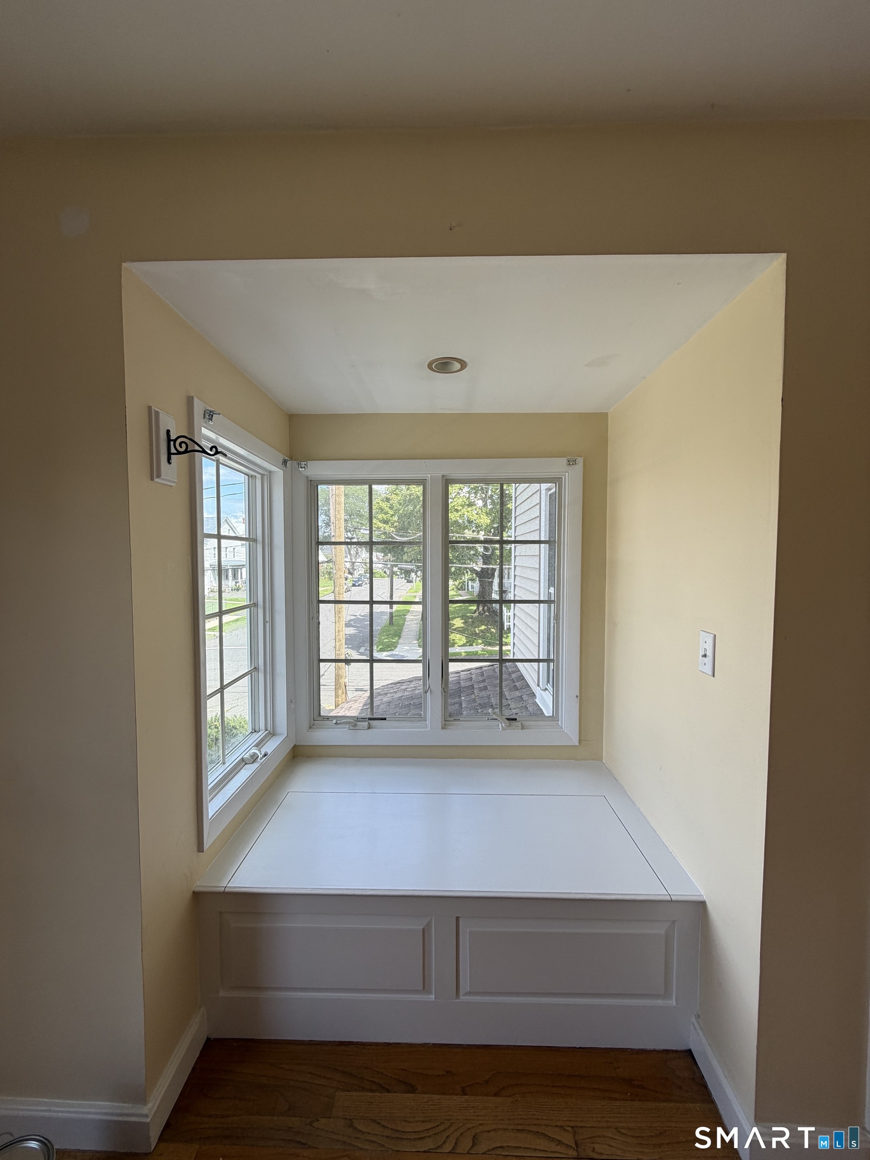 28 Davis Street Danbury CT 06810