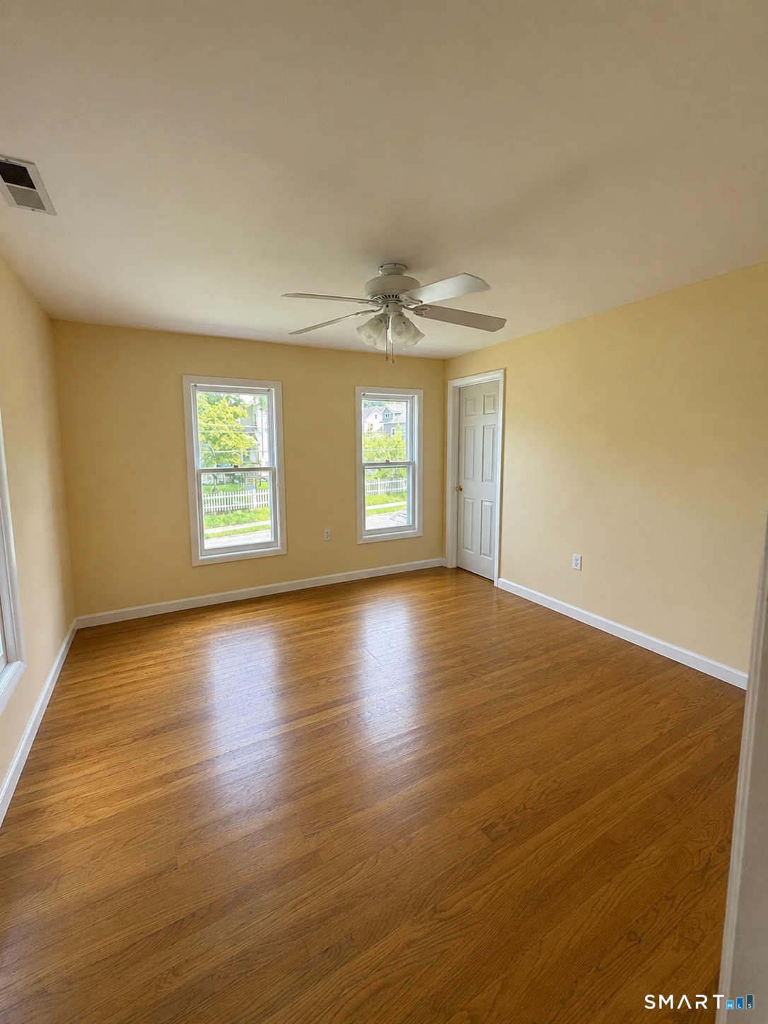 28 Davis Street Danbury CT 06810