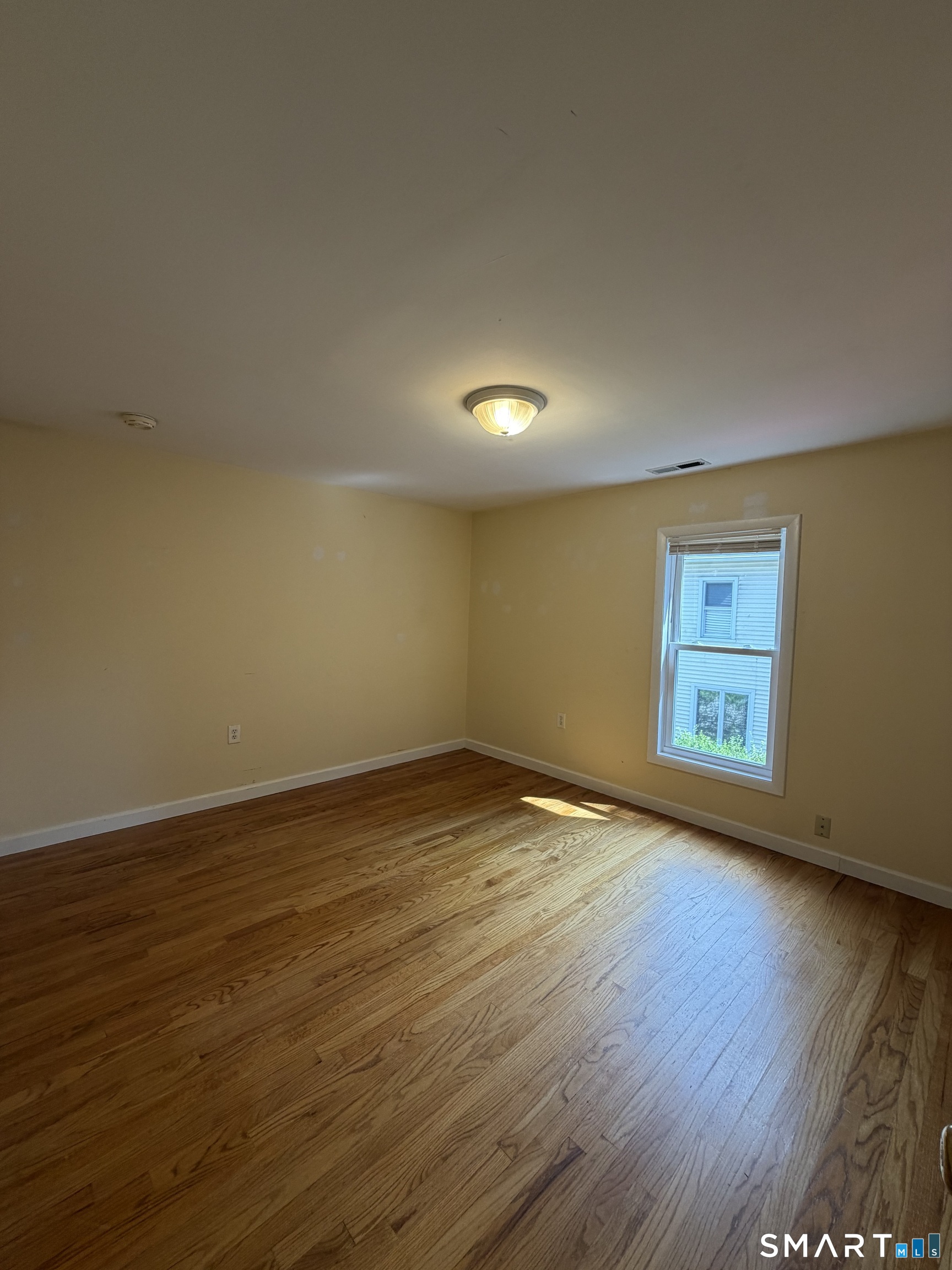 28 Davis Street Danbury CT 06810