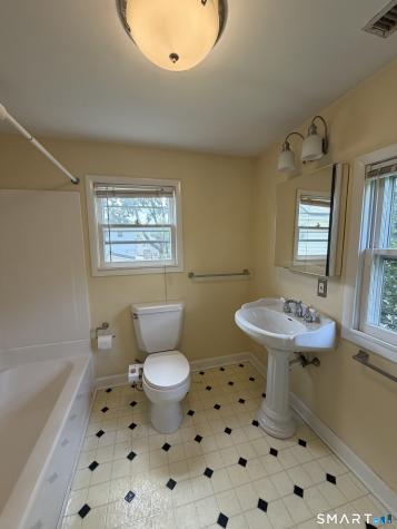 28 Davis Street Danbury CT 06810