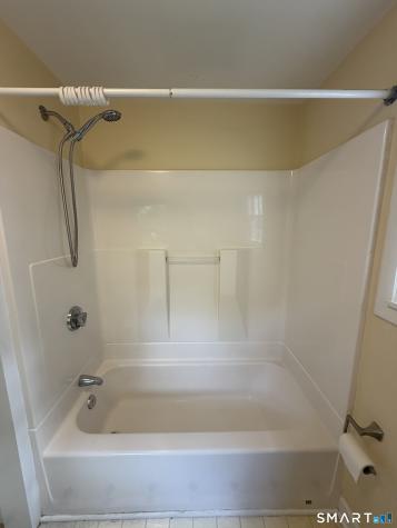 28 Davis Street Danbury CT 06810